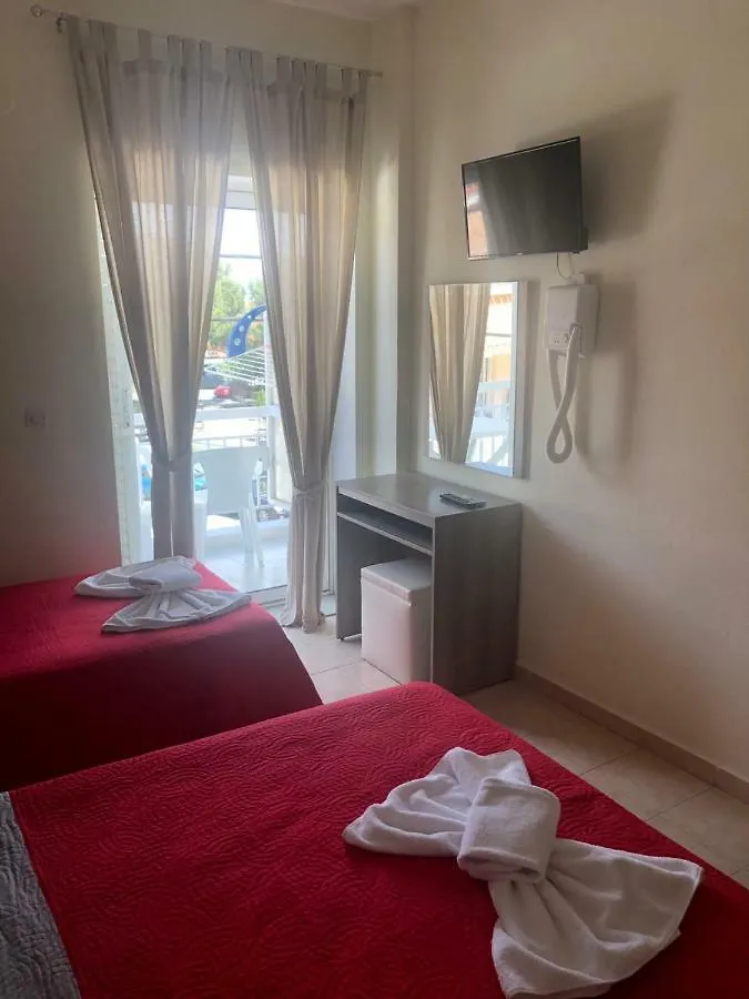 חניוטי Simotel Ermis מלון